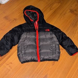 The North Face toddler boy puffer coat red and black size 2t reversible